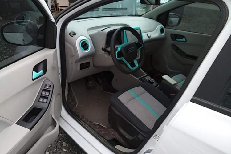 Used JMEV Xiao Qilin 2024 201km Comfort Version Left Front Seat