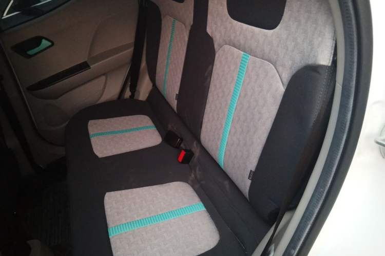Used JMEV Xiao Qilin 2024 201 km Luxury Version Left Rear Seat