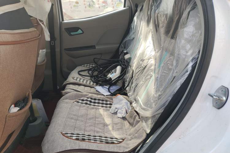 Used JMEV Xiao Qilin 2024 201km Comfort Version Left Rear Seat