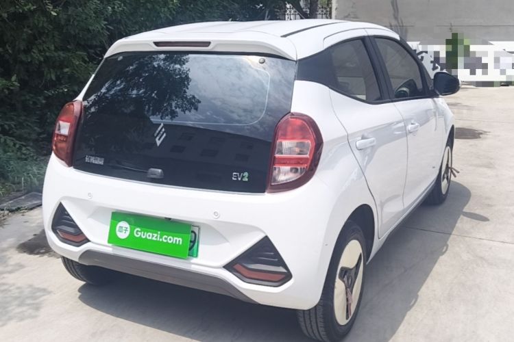 Used JMEV Xiao Qilin 2024 201 km Luxury Version Rear Right 45 Deg
