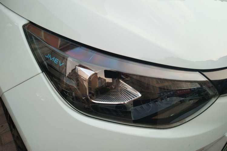 Used JMEV Xiao Qilin 2024 201 km Luxury Version Right Front Headlight