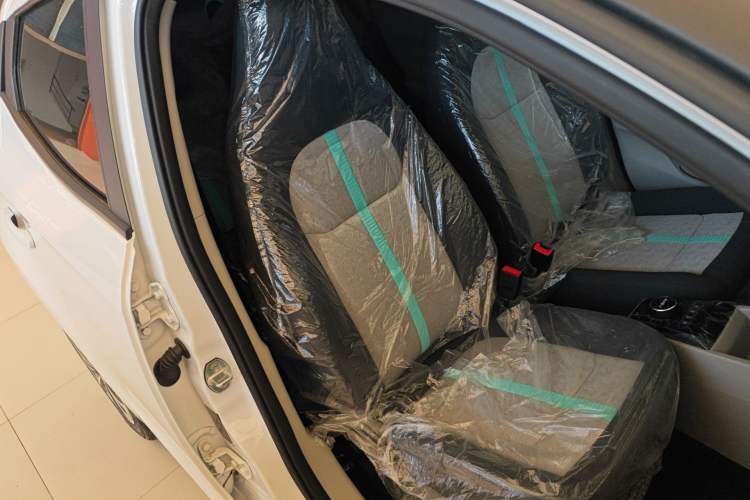 Used JMEV Xiao Qilin 2024 201km Comfort Version Right Front Seat