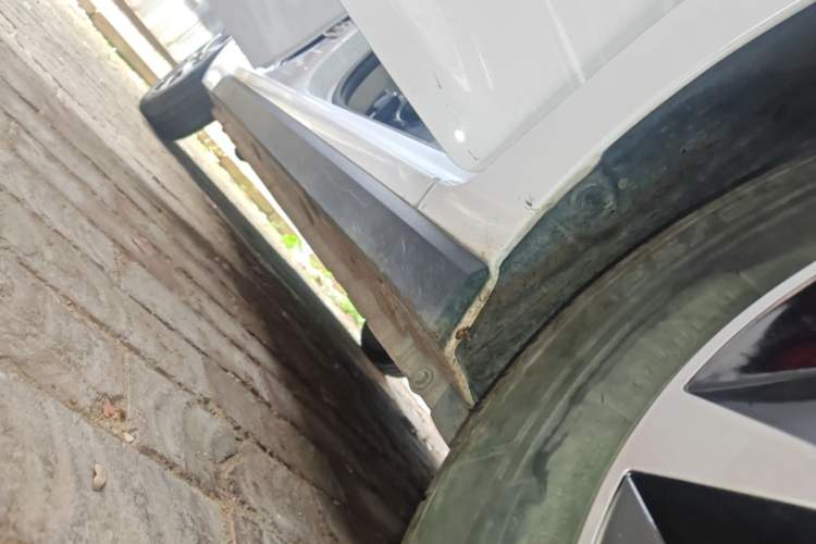 Used JMEV Xiao Qilin 2024 201km Comfort Version Right Side Sill