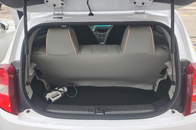 Used JMEV Xiao Qilin 2024 201km Comfort Version Trunk