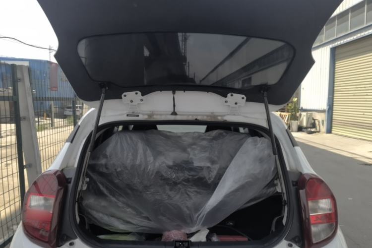 Used JMEV Xiao Qilin 2024 201 km Luxury Version Trunk