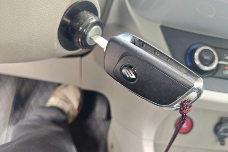 Used JMEV Xiao Qilin 2024 201 km Luxury Version Vehicle Key