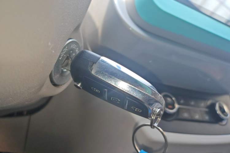 Used JMEV Xiao Qilin 2024 201km Comfort Version Vehicle Key