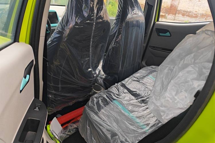 Used JMEV Xiao Qilin 2024 201km Comfort Version Interior 1