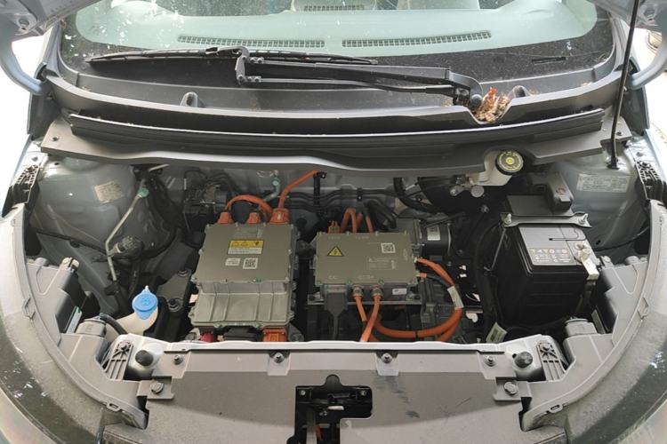 Used JMEV Xiao Qilin 2026 Model PLUS+ Comfort Version Engine Bay