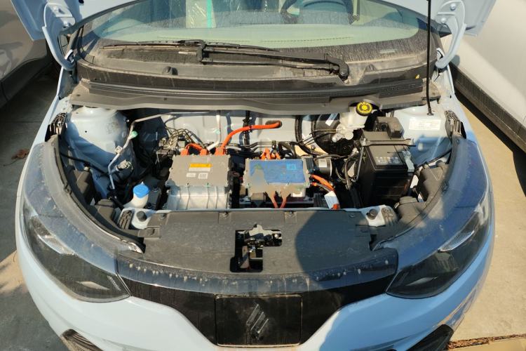 Used JMEV Xiao Qilin 2026 Model PLUS+ Comfort Version Engine Bay