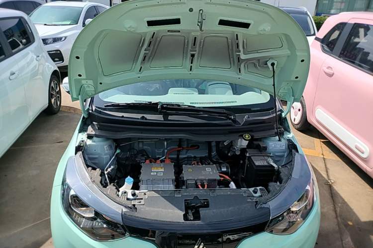 Used JMEV Xiao Qilin 2026 Model PLUS+ Comfort Version Engine Bay
