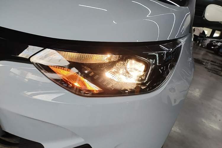 Used JMEV Xiao Qilin 2026 Model PLUS+ Comfort Version Left Front Headlight