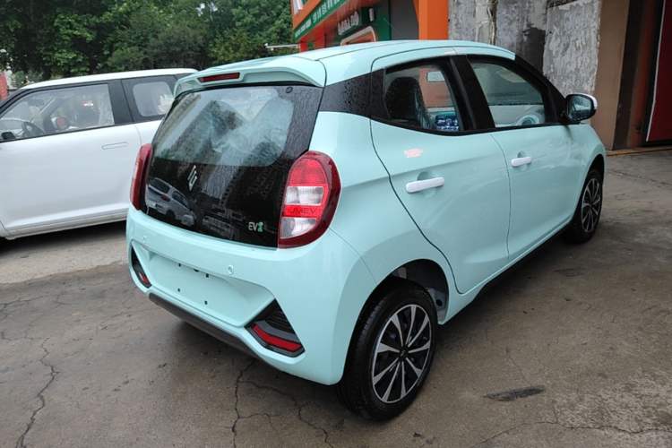Used JMEV Xiao Qilin 2026 Model PLUS+ Comfort Version Rear Right 45 Deg