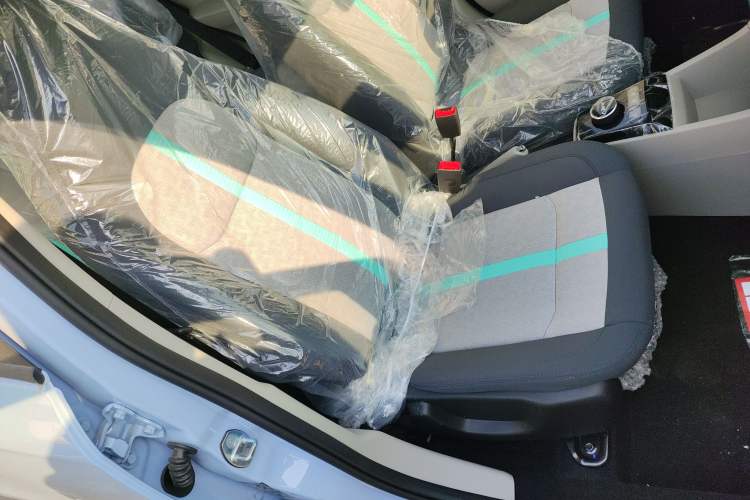 Used JMEV Xiao Qilin 2026 Model PLUS+ Comfort Version Right Front Seat