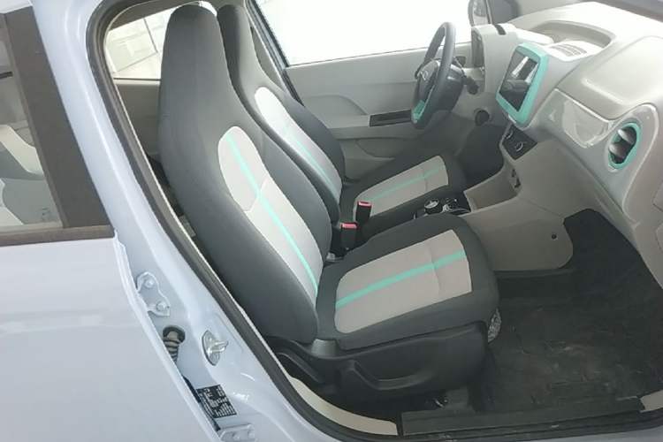 Used JMEV Xiao Qilin 2026 Model PLUS+ Comfort Version Right Front Seat