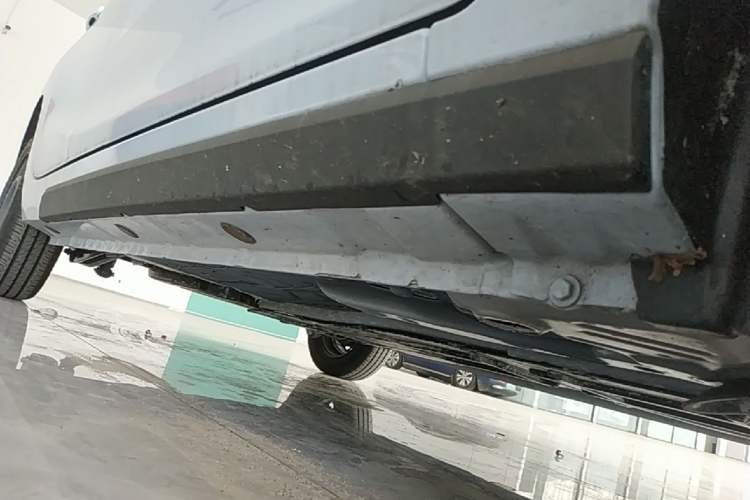 Used JMEV Xiao Qilin 2026 Model PLUS+ Comfort Version Right Side Sill
