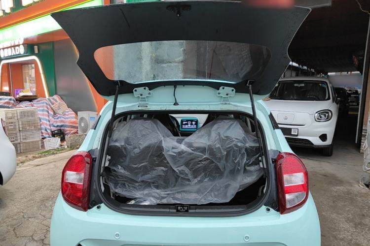 Used JMEV Xiao Qilin 2026 Model PLUS+ Comfort Version Trunk