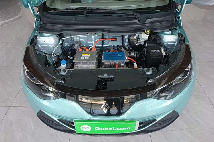 Used JMEV Xiao Qilin 2026 Model PLUS+ Comfort Version Engine Bay