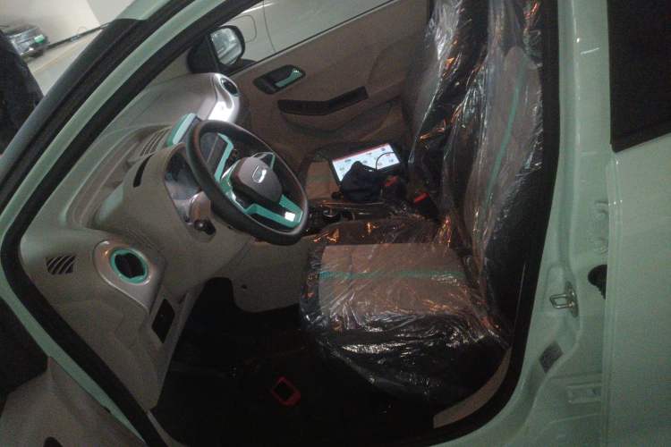 Used JMEV Xiao Qilin 2026 Model PLUS+ Comfort Version Left Front Seat