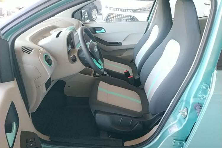 Used JMEV Xiao Qilin 2026 Model PLUS+ Comfort Version Left Front Seat