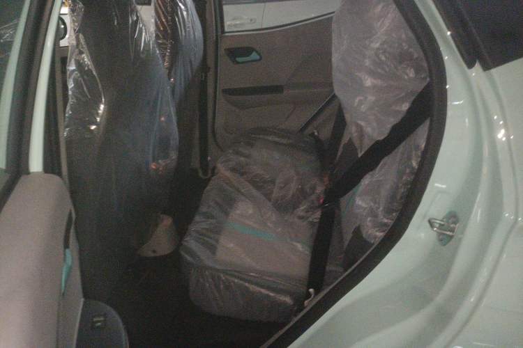 Used JMEV Xiao Qilin 2026 Model PLUS+ Comfort Version Left Rear Seat