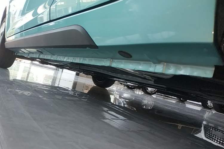 Used JMEV Xiao Qilin 2026 Model PLUS+ Comfort Version Left Side Sill