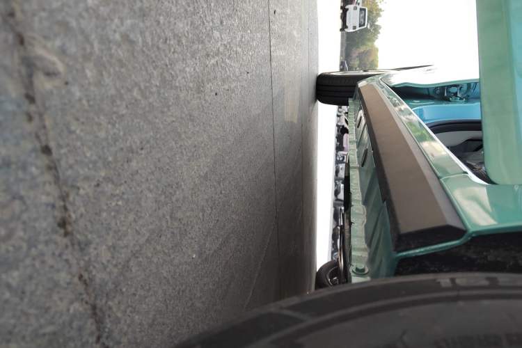 Used JMEV Xiao Qilin 2026 Model PLUS+ Comfort Version Right Side Sill