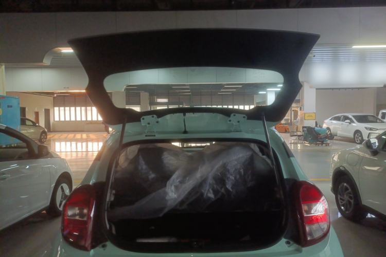 Used JMEV Xiao Qilin 2026 Model PLUS+ Comfort Version Trunk
