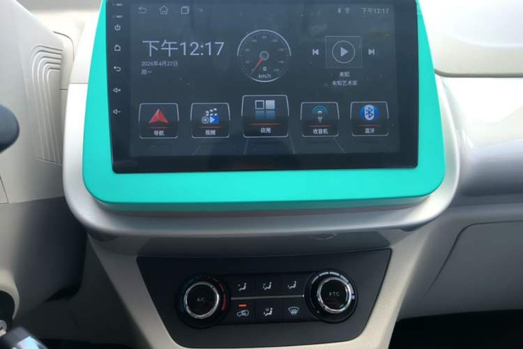 Used JMEV Xiao Qilin 2026 Model PLUS+ Comfort Version Audio And AC Panel