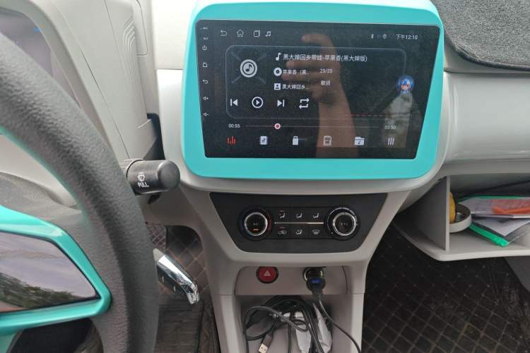 Used JMEV Xiao Qilin 2026 Model PLUS+ Comfort Version Audio And AC Panel