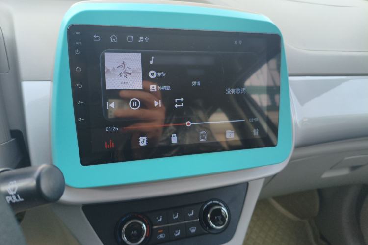 Used JMEV Xiao Qilin 2026 Model PLUS+ Comfort Version Audio And AC Panel