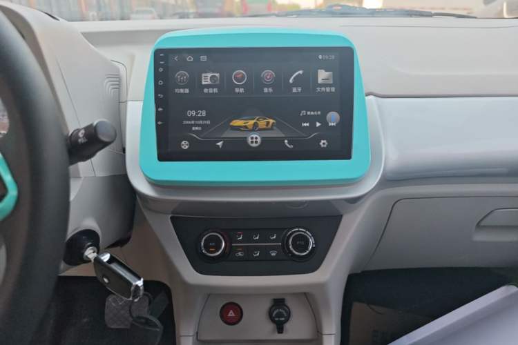 Used JMEV Xiao Qilin 2026 Model PLUS+ Comfort Version Audio And AC Panel
