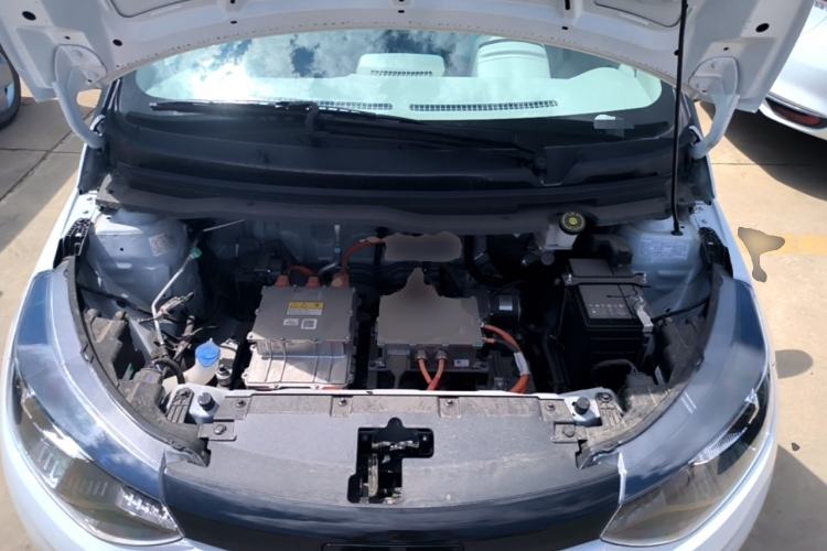 Used JMEV Xiao Qilin 2026 Model PLUS+ Comfort Version Engine Bay