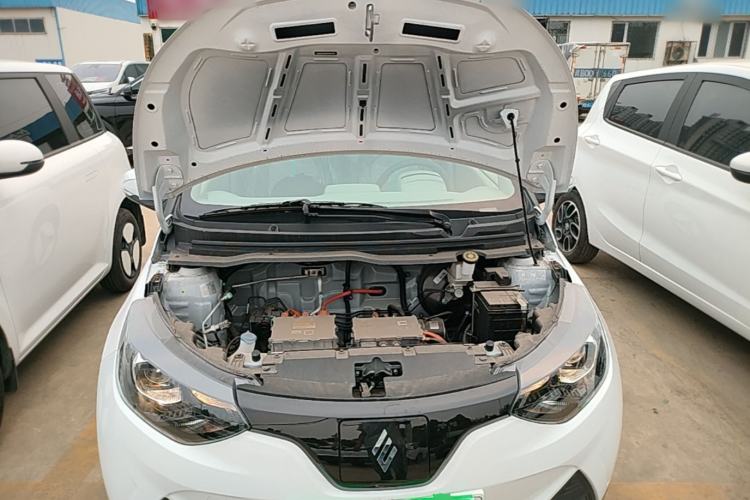 Used JMEV Xiao Qilin 2026 Model PLUS+ Comfort Version Engine Bay