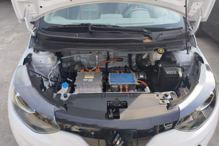 Used JMEV Xiao Qilin 2026 Model PLUS+ Comfort Version Engine Bay