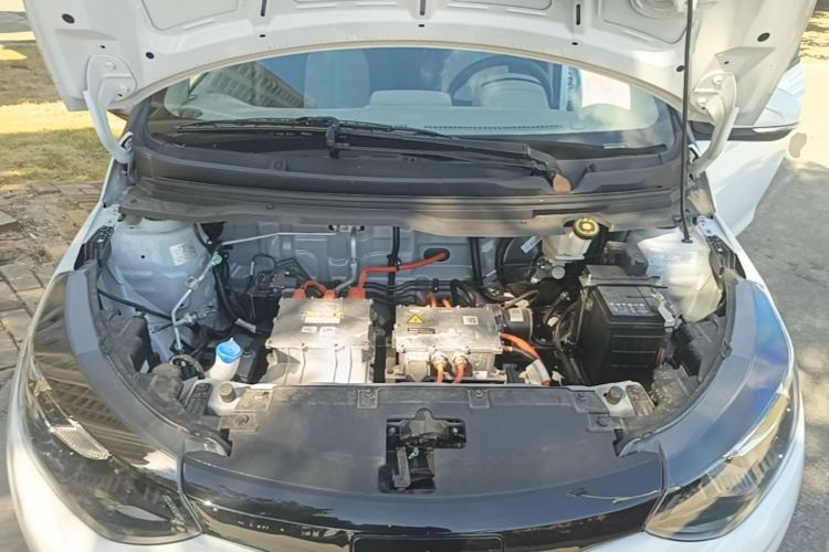 Used JMEV Xiao Qilin 2026 Model PLUS+ Comfort Version Engine Bay