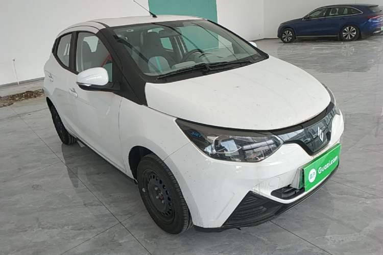 Used JMEV Xiao Qilin 2026 Model PLUS+ Comfort Version Exterior 1