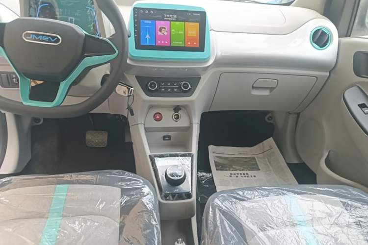 Used JMEV Xiao Qilin 2026 Model PLUS+ Comfort Version Gear Lever