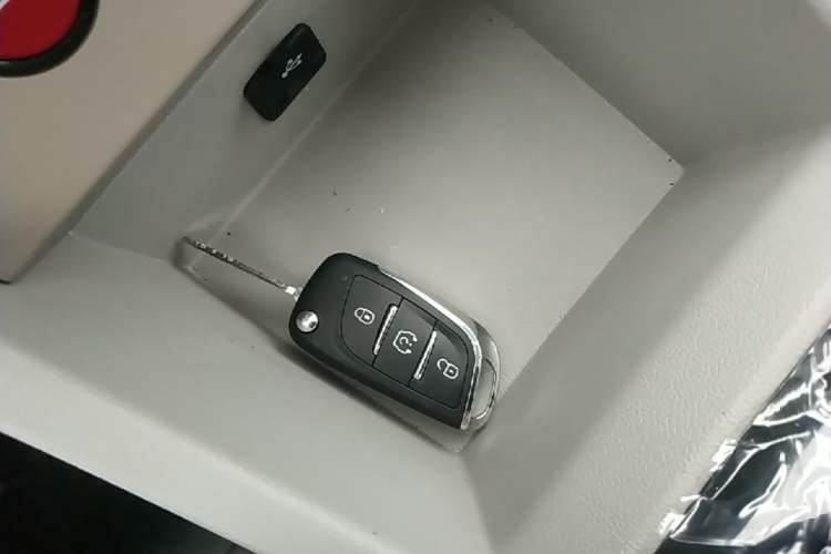 Used JMEV Xiao Qilin 2026 Model PLUS+ Comfort Version Interior 1