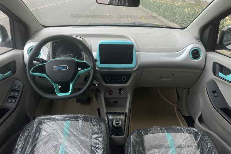 Used JMEV Xiao Qilin 2026 Model PLUS+ Comfort Version Interior 3