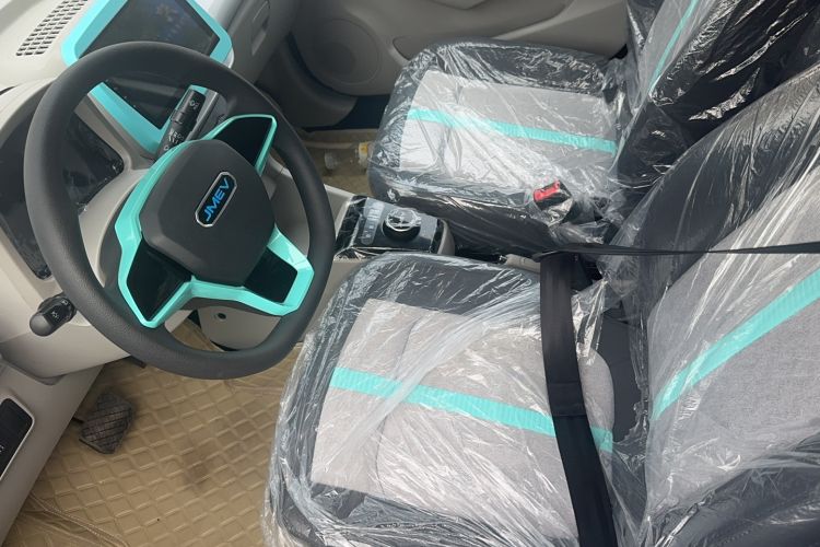 Used JMEV Xiao Qilin 2026 Model PLUS+ Comfort Version Interior 3