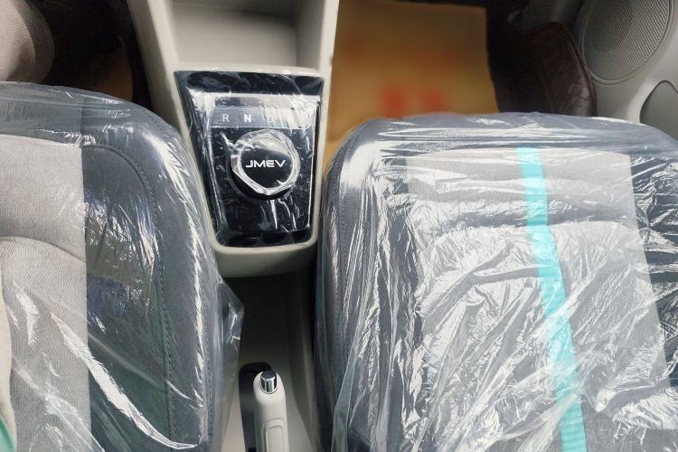 Used JMEV Xiao Qilin 2026 Model PLUS+ Comfort Version Interior 7