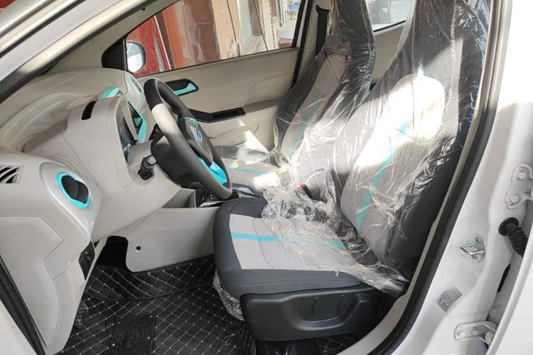 Used JMEV Xiao Qilin 2026 Model PLUS+ Comfort Version Left Front Seat