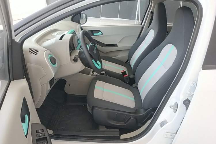 Used JMEV Xiao Qilin 2026 Model PLUS+ Comfort Version Left Front Seat