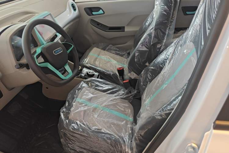Used JMEV Xiao Qilin 2026 Model PLUS+ Comfort Version Left Front Seat