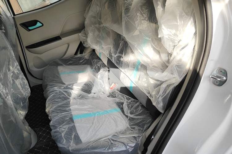 Used JMEV Xiao Qilin 2026 Model PLUS+ Comfort Version Left Rear Seat