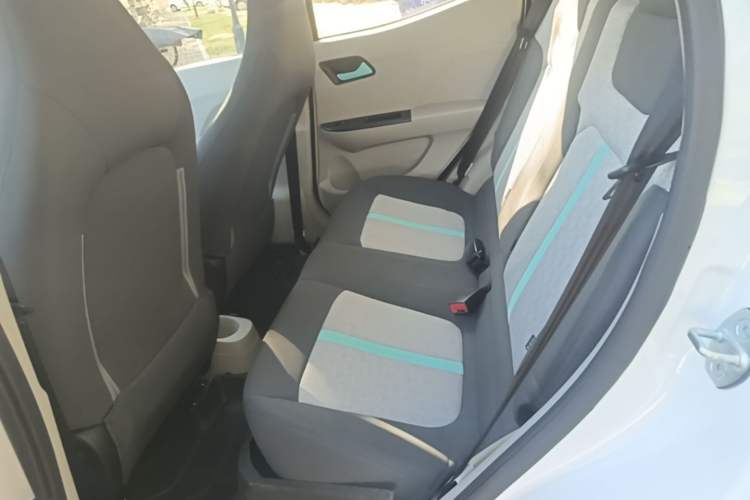 Used JMEV Xiao Qilin 2026 Model PLUS+ Comfort Version Left Rear Seat