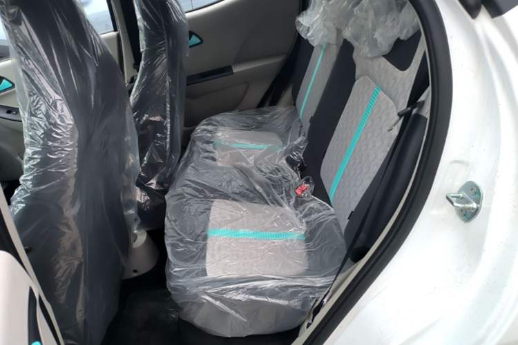 Used JMEV Xiao Qilin 2026 Model PLUS+ Comfort Version Left Rear Seat