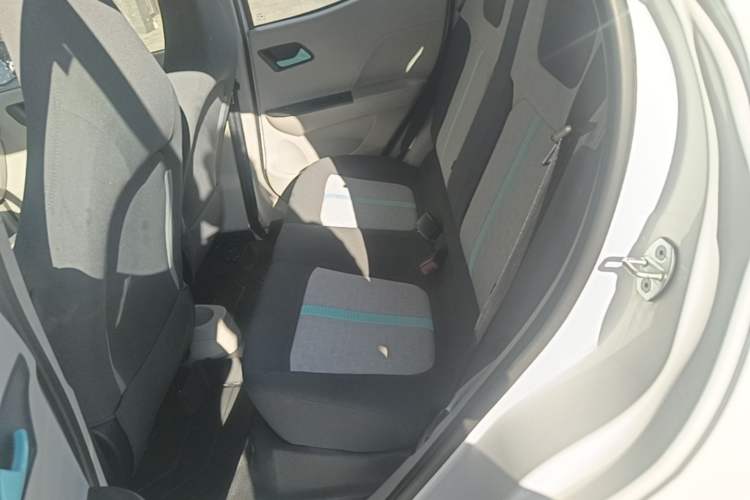 Used JMEV Xiao Qilin 2026 Model PLUS+ Comfort Version Left Rear Seat