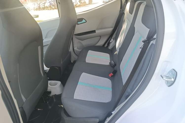 Used JMEV Xiao Qilin 2026 Model PLUS+ Comfort Version Left Rear Seat